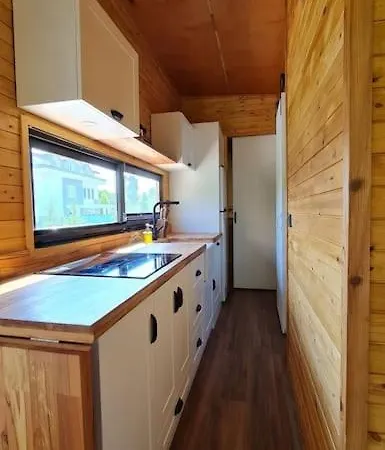 Alley Tiny House 别墅 *