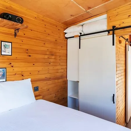 Alley Tiny House 别墅 *