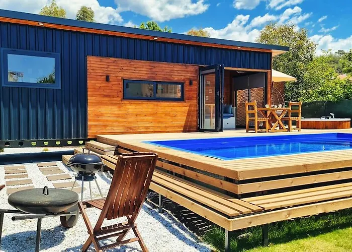 Alley Tiny House Villa